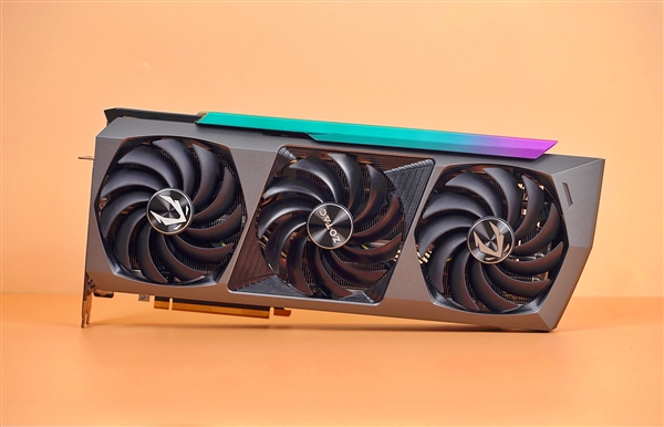卡皇降临！索泰RTX 3090Ti AMP EXTREME HOLO图赏电脑DIY圈-电脑DIY,一个分享电脑DIY硬件,电脑软件,软件素材资源,各类教程的博客-鑫屿翔网络电脑DIY圈