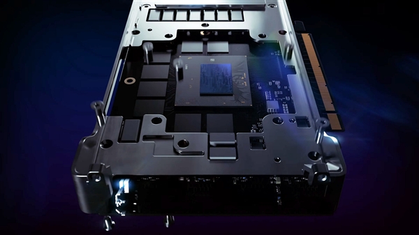 Intel自曝桌面独立显卡：三个8针450W供电？