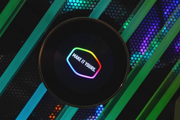 2999元！酷冷至尊超级机箱HAF 700 EVO图赏：自带显示屏