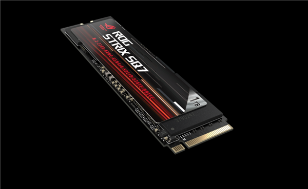 9年后 华硕ROG正式杀回SSD！轻松飙到7GB/s