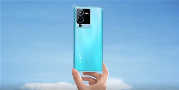 首款曲面屏天玑8100手机！vivo S15系列真机公布：颜色罕见