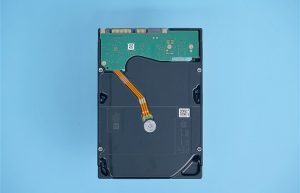 西数26TB硬盘后 希捷上马22TB:幸好不是SMR