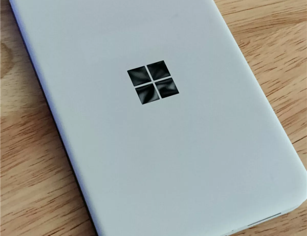 微软新款Surface Duo被砍:短暂现身后紧急下架